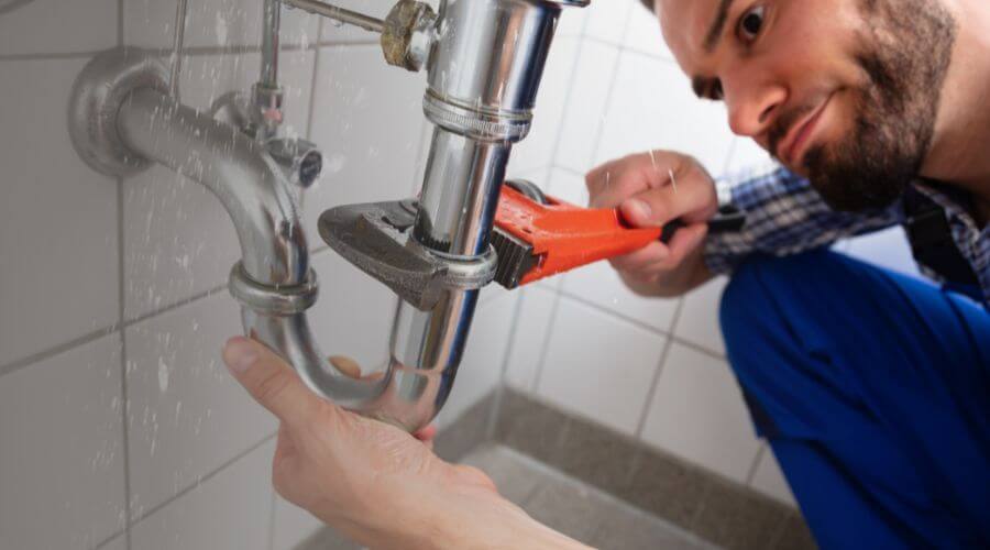 Expert burst pipe repair services in Bremen, KS